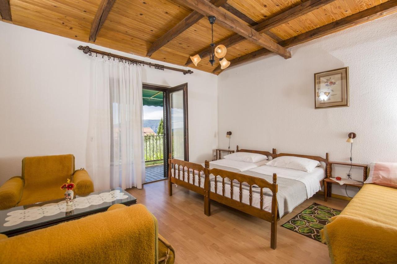 Apartment Vili Pinezići Eksteriør billede