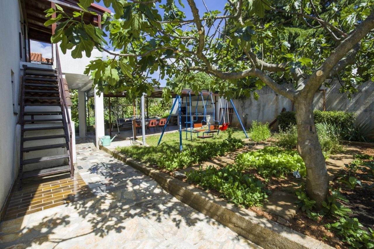 Apartment Vili Pinezići Eksteriør billede